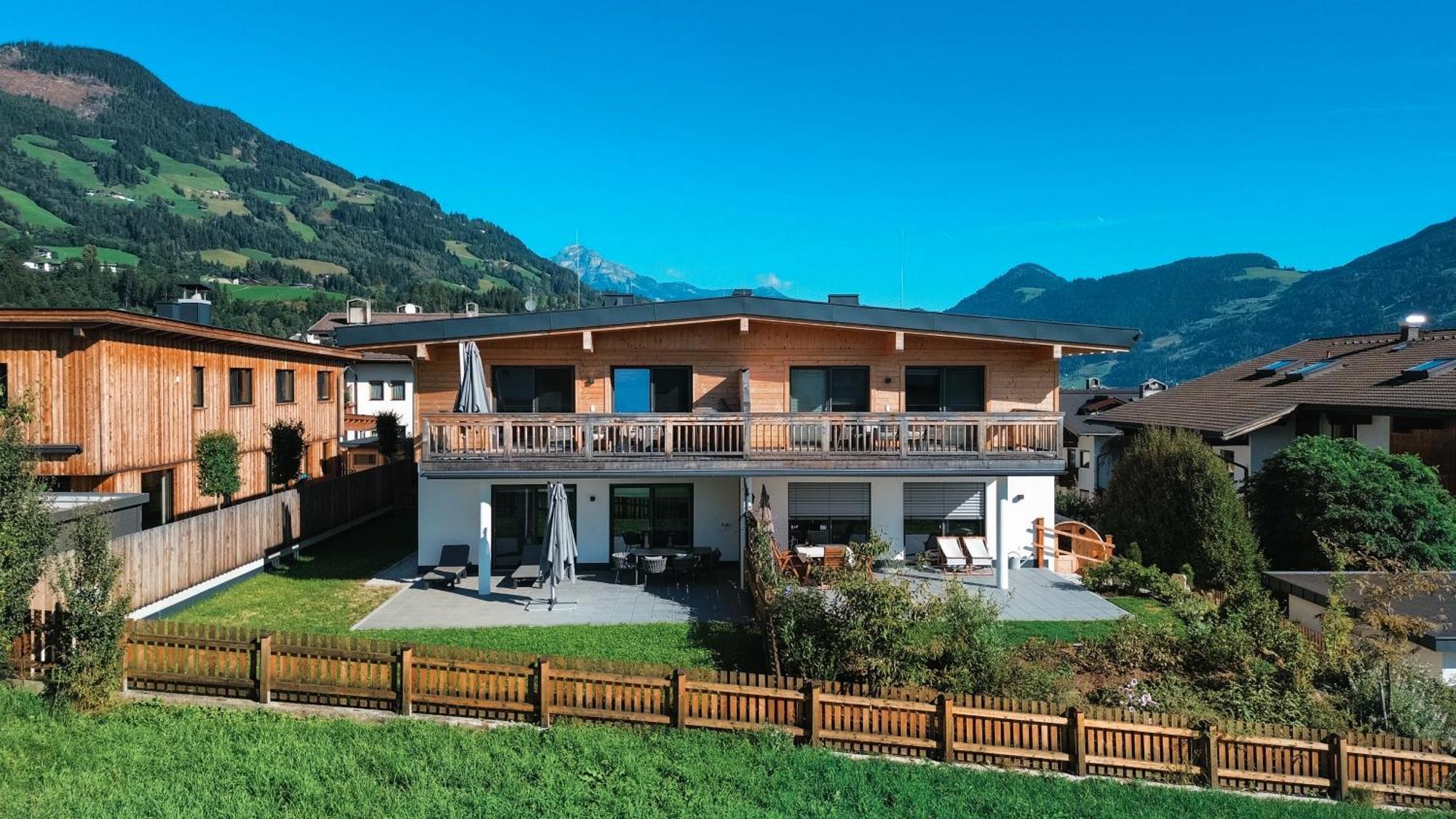 Isanora - Garden & Private Whirlpool By Alpenluxus Appartements Fügen Exterior foto